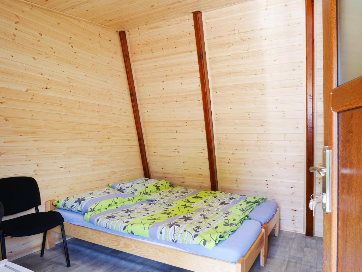 Camping Roznov Rožnov pod Radhoštěm Eksteriør bilde