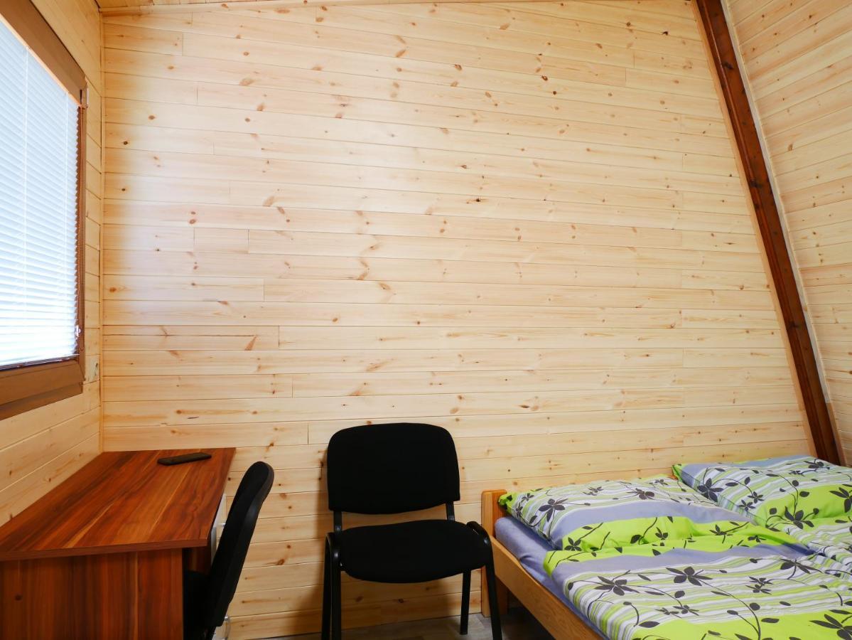 Camping Roznov Rožnov pod Radhoštěm Eksteriør bilde