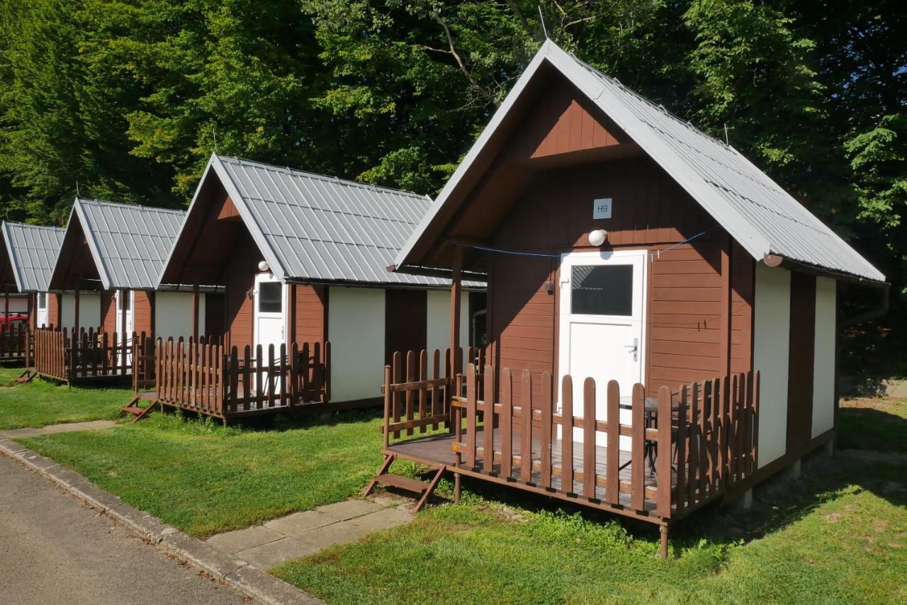 Camping Roznov Hotell Rožnov pod Radhoštěm Eksteriør bilde