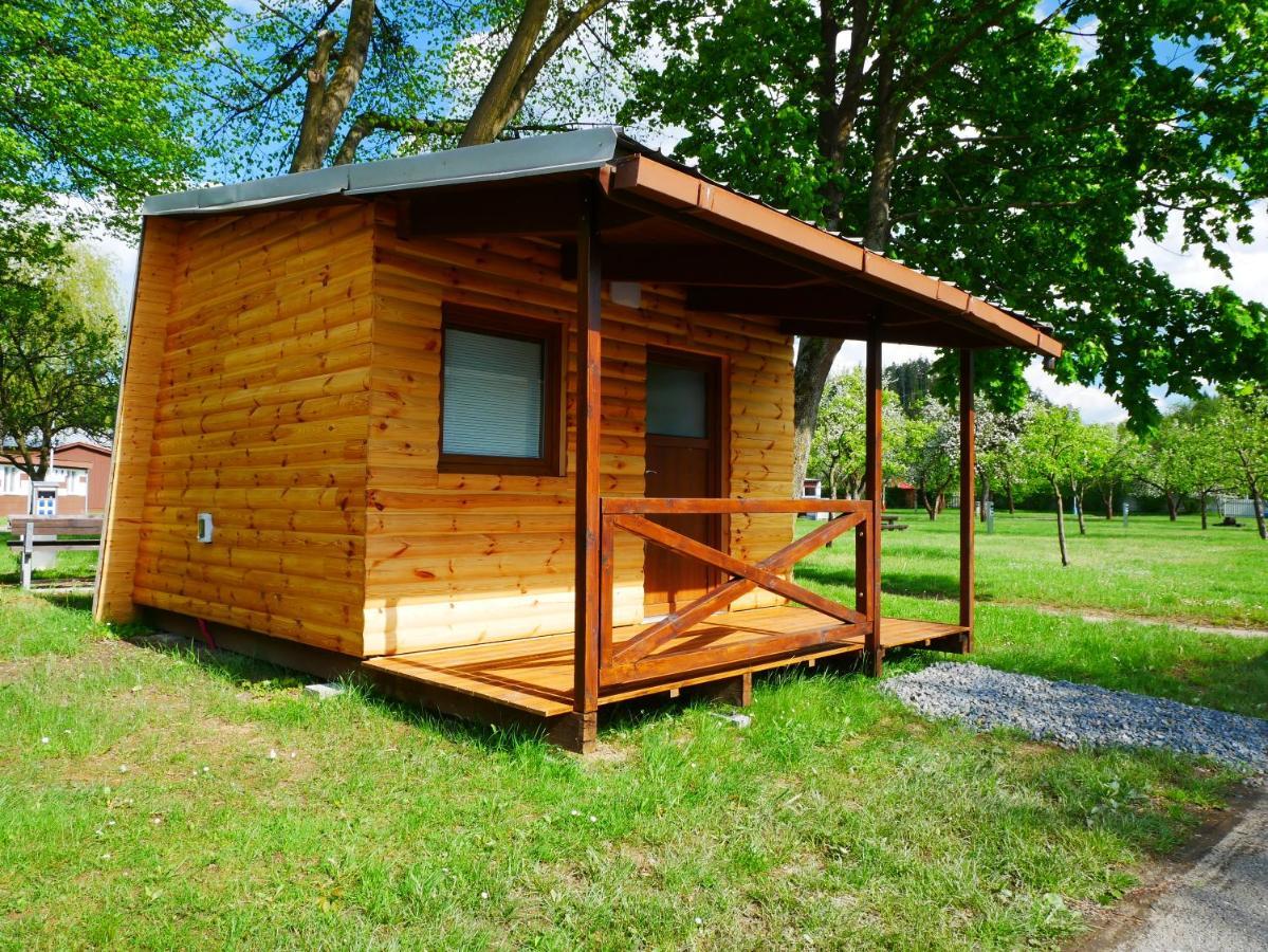 Camping Roznov Hotell Rožnov pod Radhoštěm Eksteriør bilde