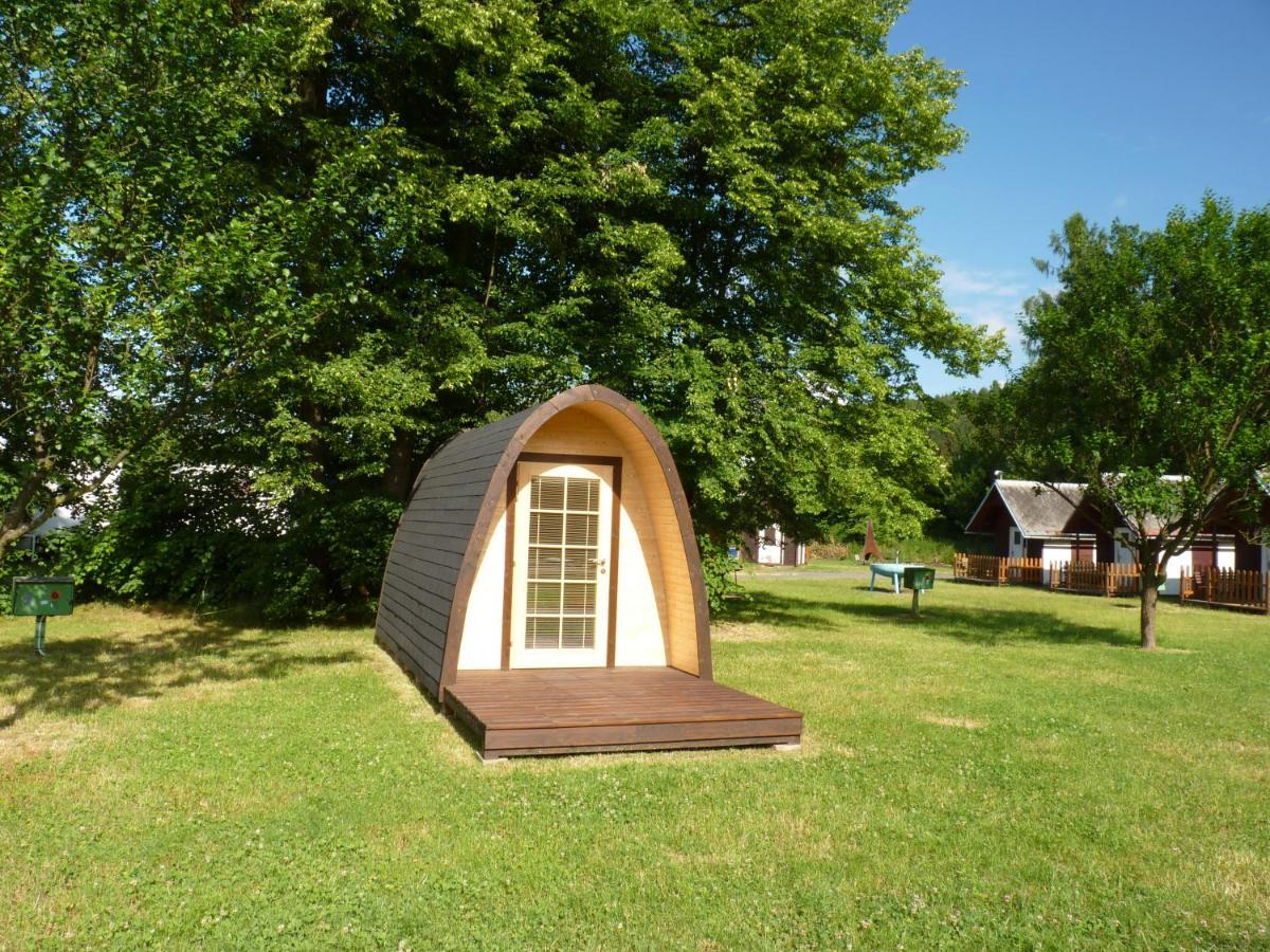 Camping Roznov Rožnov pod Radhoštěm Eksteriør bilde