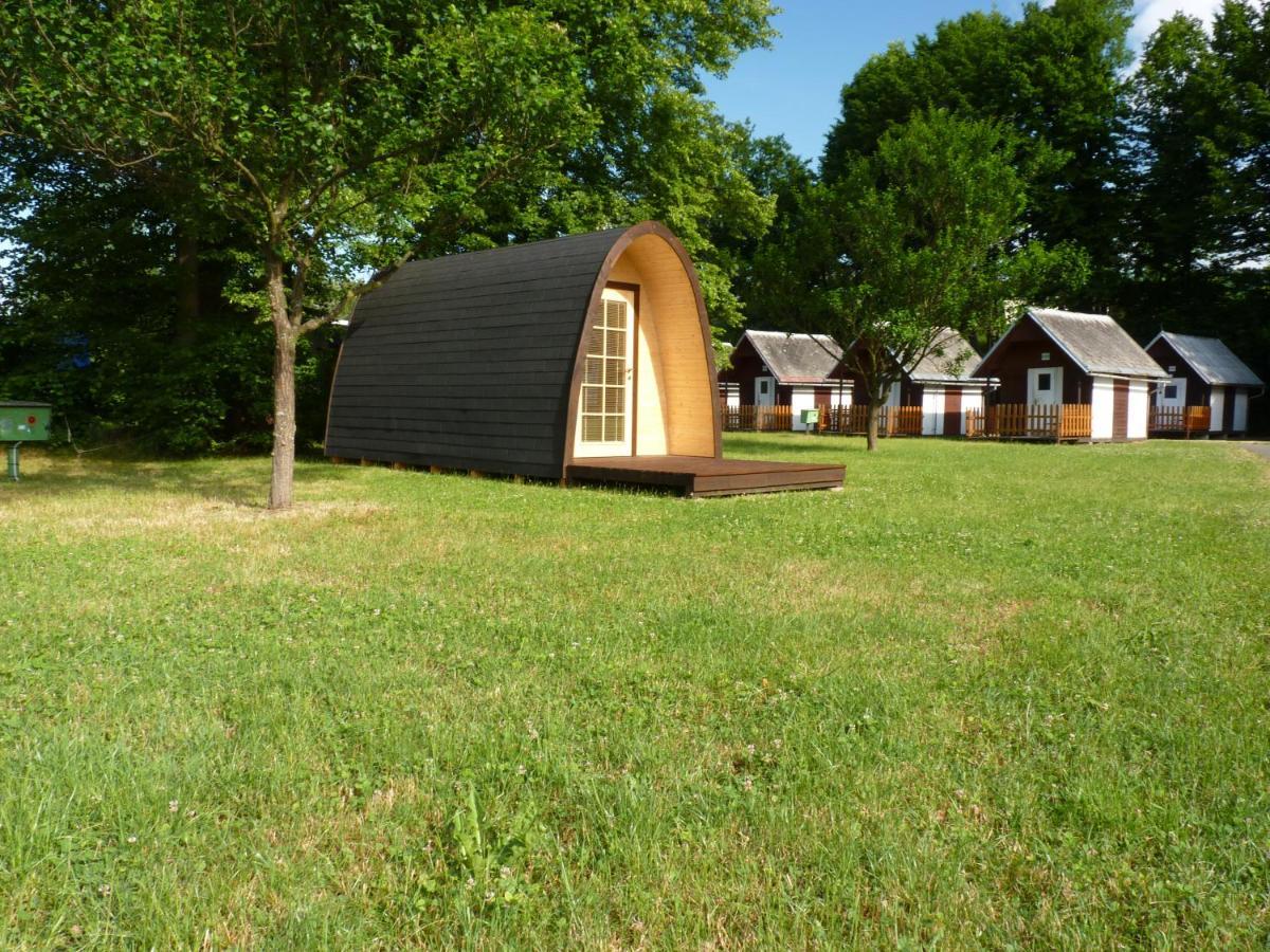 Camping Roznov Rožnov pod Radhoštěm Eksteriør bilde