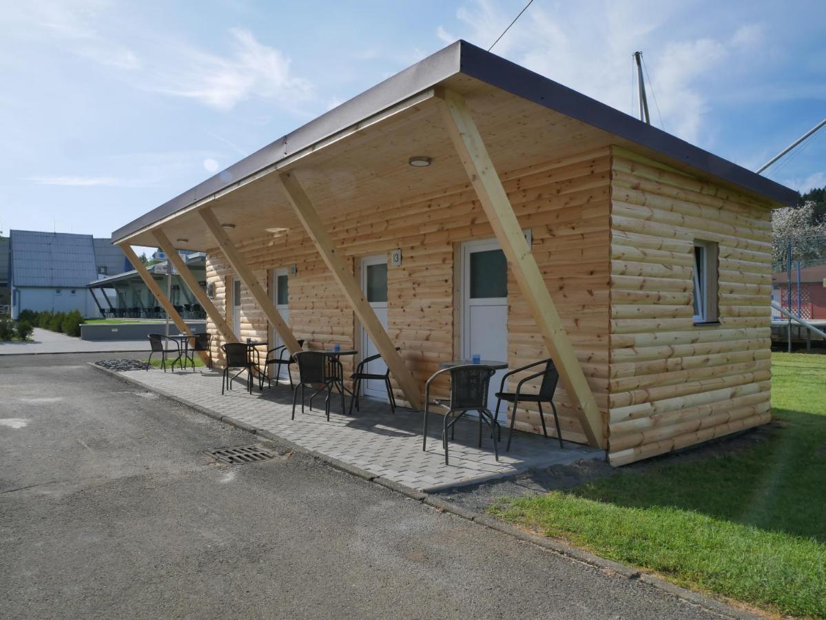 Camping Roznov Rožnov pod Radhoštěm Eksteriør bilde