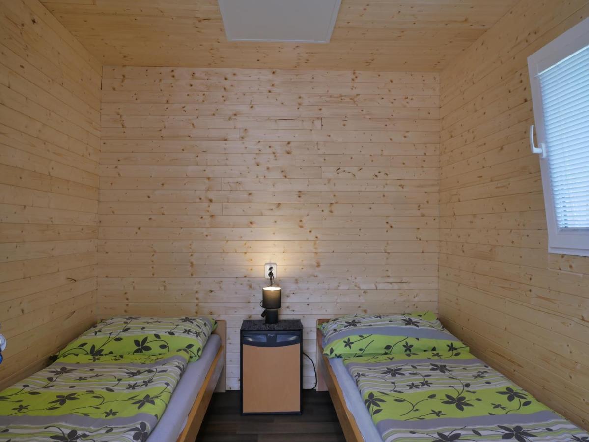Camping Roznov Rožnov pod Radhoštěm Eksteriør bilde