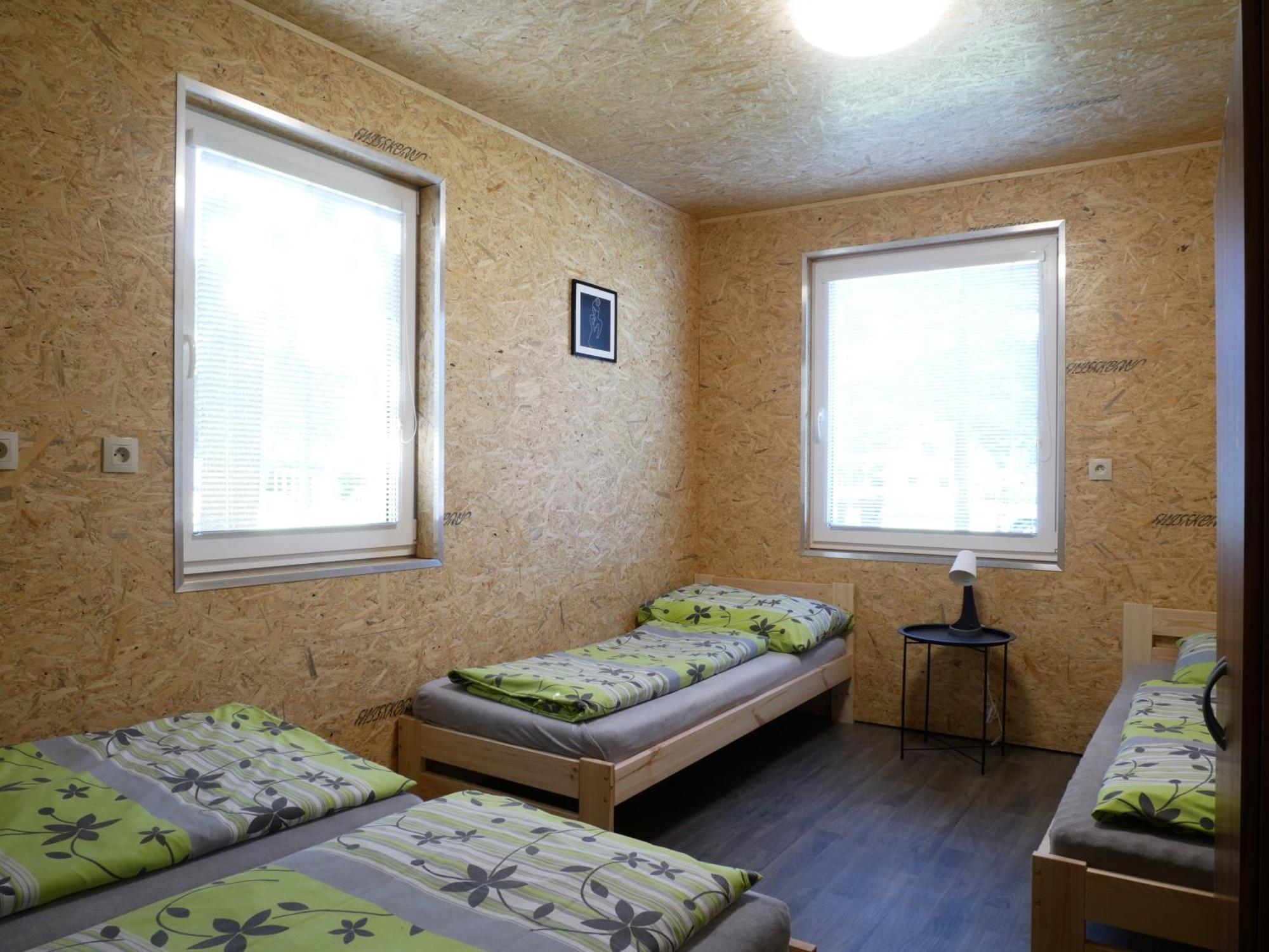 Camping Roznov Rožnov pod Radhoštěm Eksteriør bilde