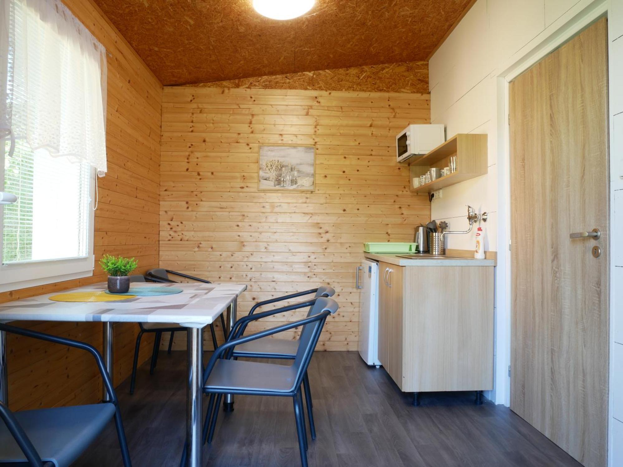 Camping Roznov Rožnov pod Radhoštěm Eksteriør bilde