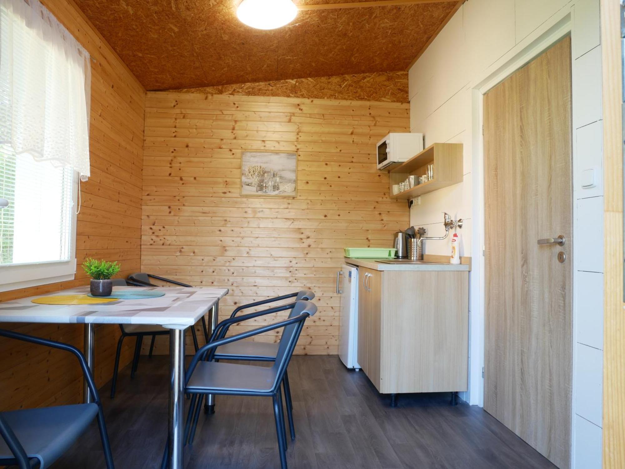 Camping Roznov Rožnov pod Radhoštěm Eksteriør bilde